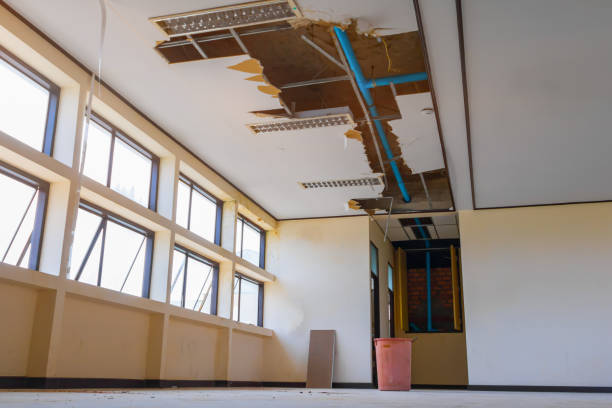 Best Emergency water damage restoration  in Woodlake, CA
